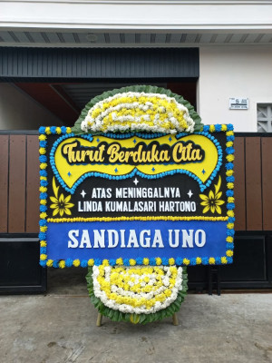 Papan Bunga Duka di Kadikaran